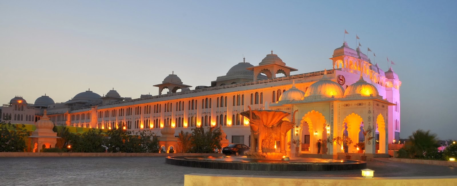 Radisson Blu Udaipur Palace Resort